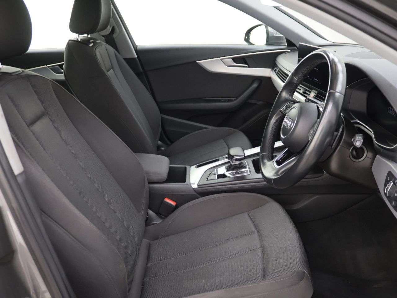 2021 AUDI A4 AVANT 2021 AUDI A4 AVANT