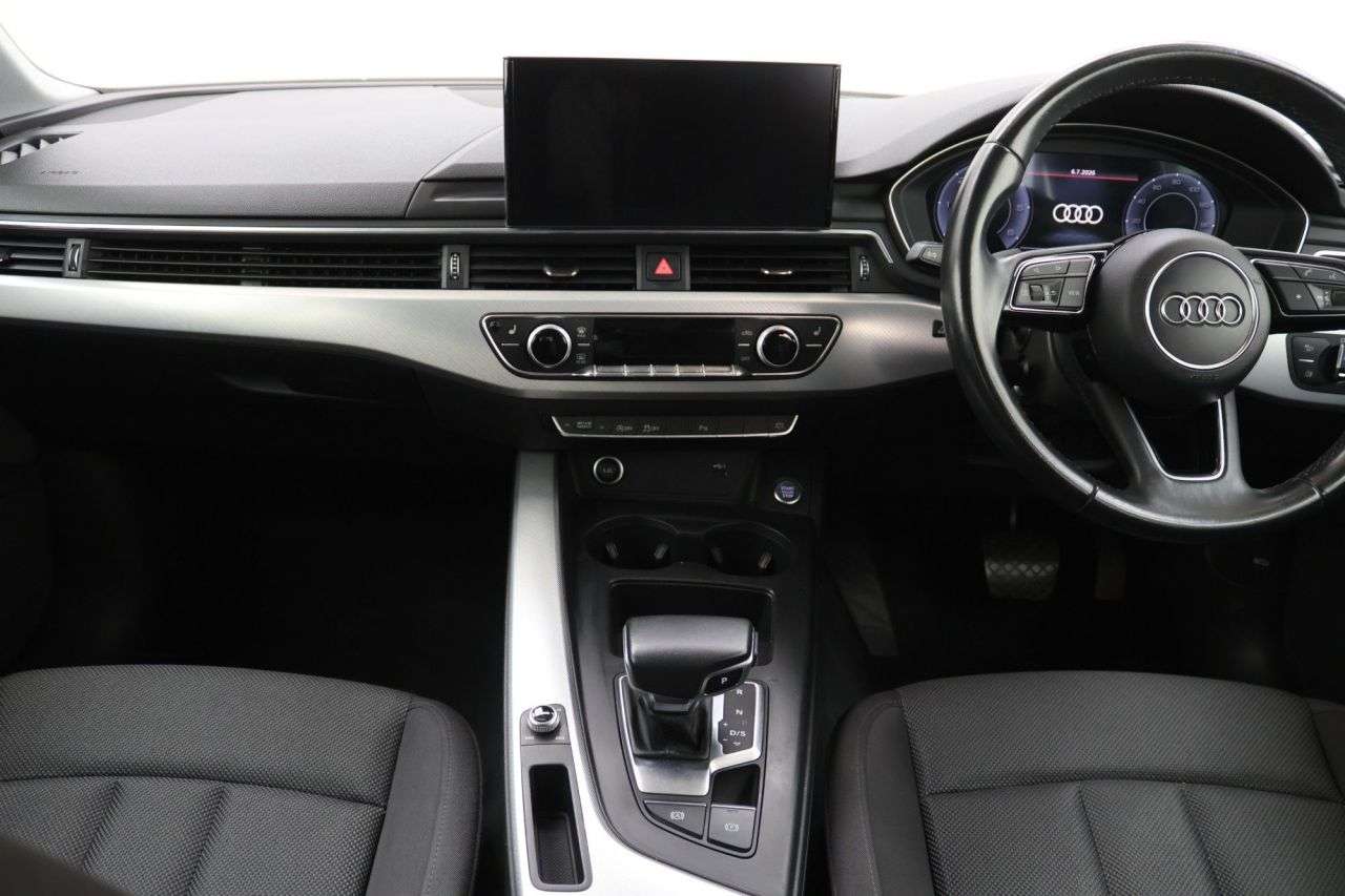 2021 AUDI A4 AVANT 2021 AUDI A4 AVANT