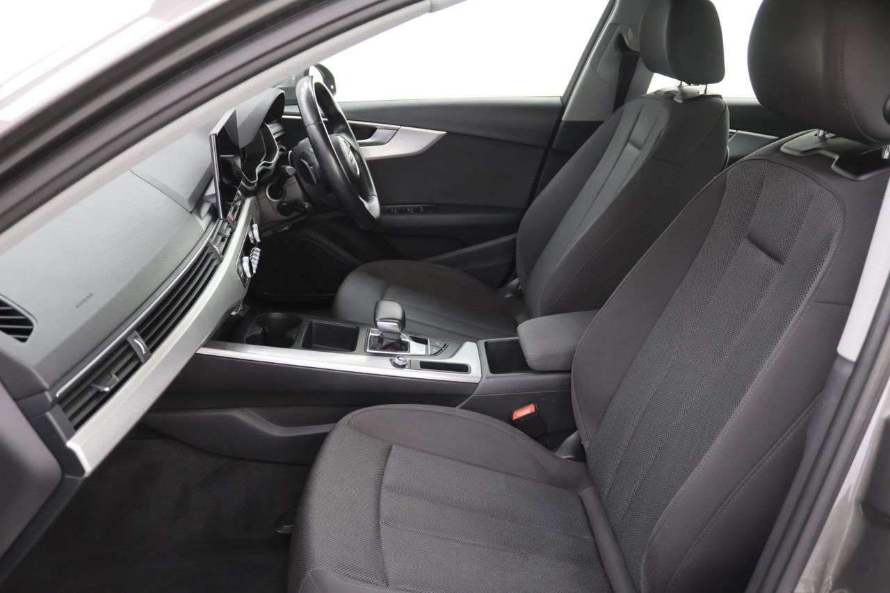 2021 AUDI A4 AVANT 2021 AUDI A4 AVANT