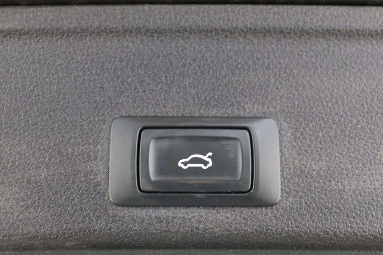 2021 AUDI A4 AVANT 2021 AUDI A4 AVANT