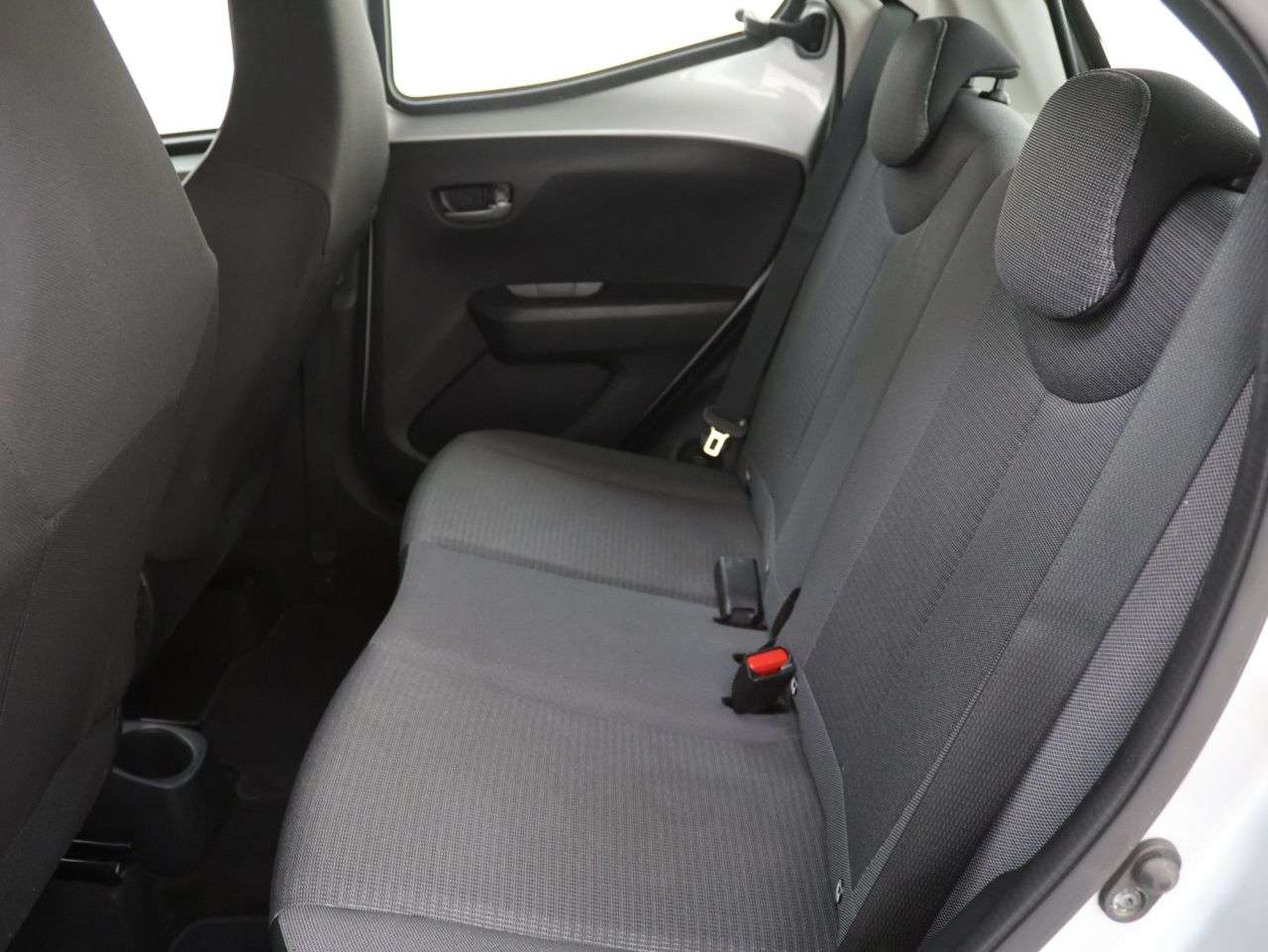 2021 TOYOTA AYGO 2021 TOYOTA AYGO