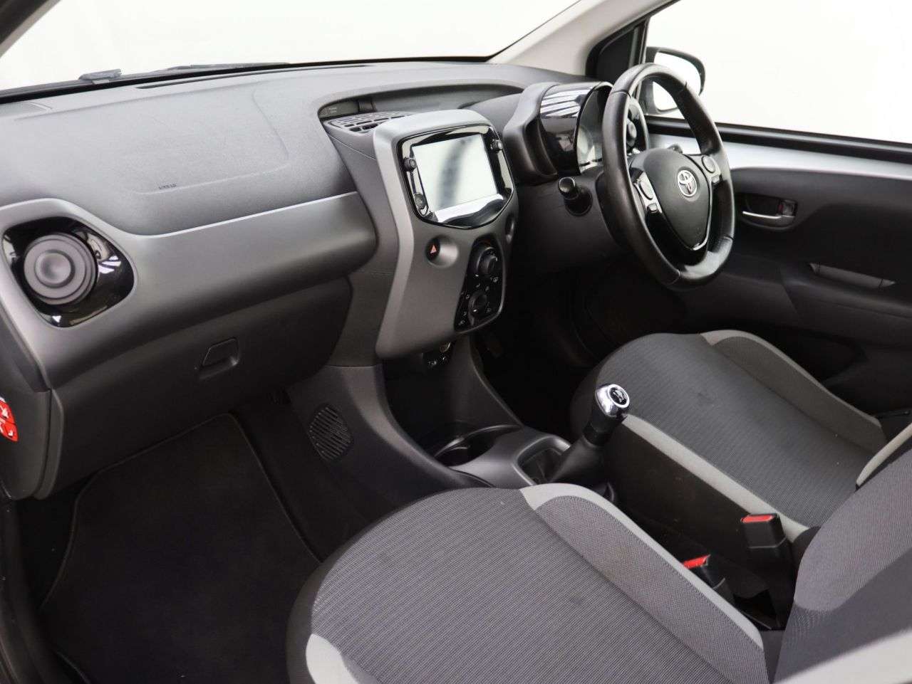2021 TOYOTA AYGO 2021 TOYOTA AYGO
