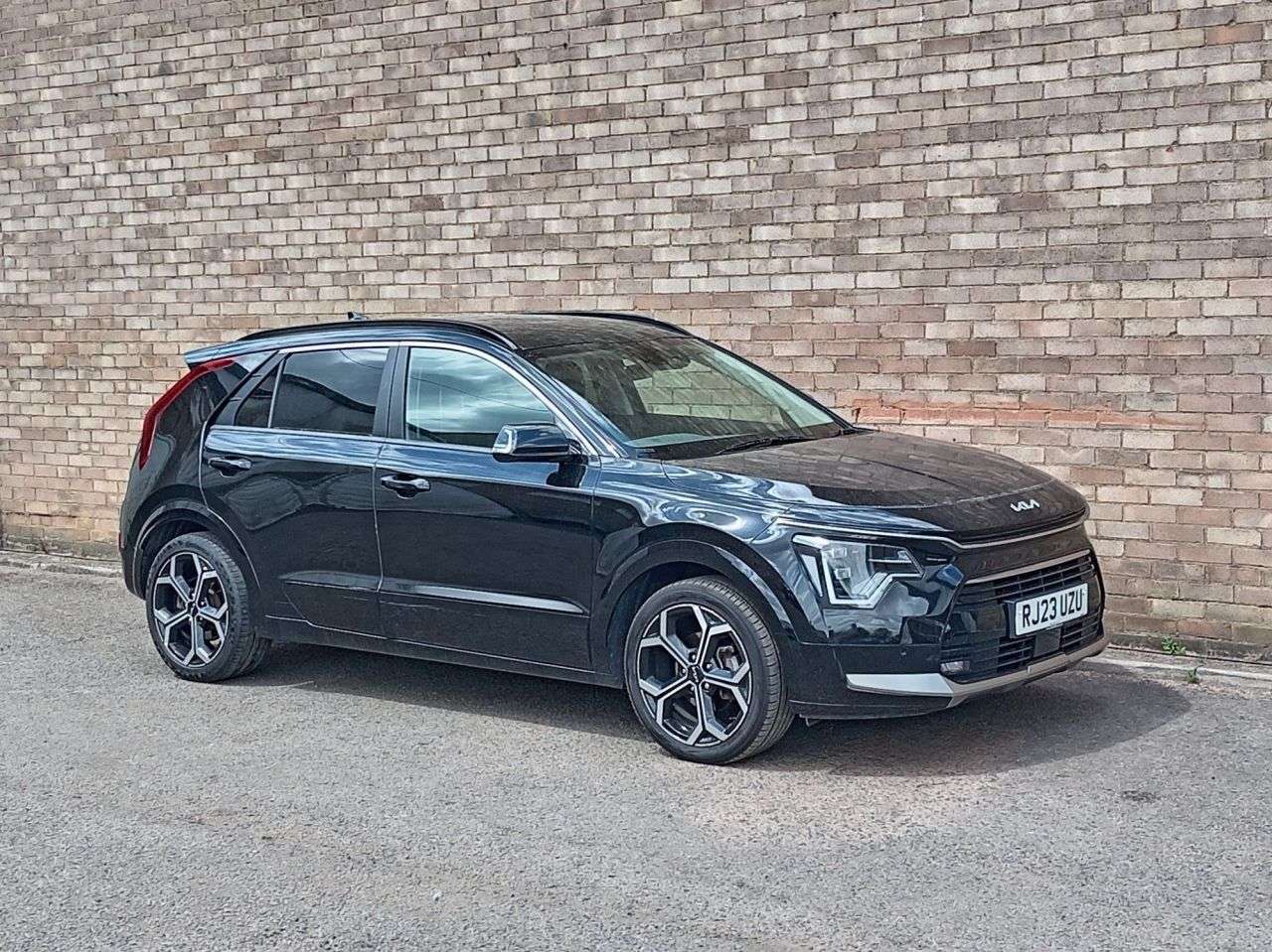 A 2023 KIA NIRO 1.6h GDi 3 SUV 5dr Petrol Hybrid DCT Euro 6 (s/s) (139 bhp) A 2023 KIA NIRO 1.6h GDi 3 SUV 5dr Petrol Hybrid DCT Euro 6 (s/s) (139 bhp)