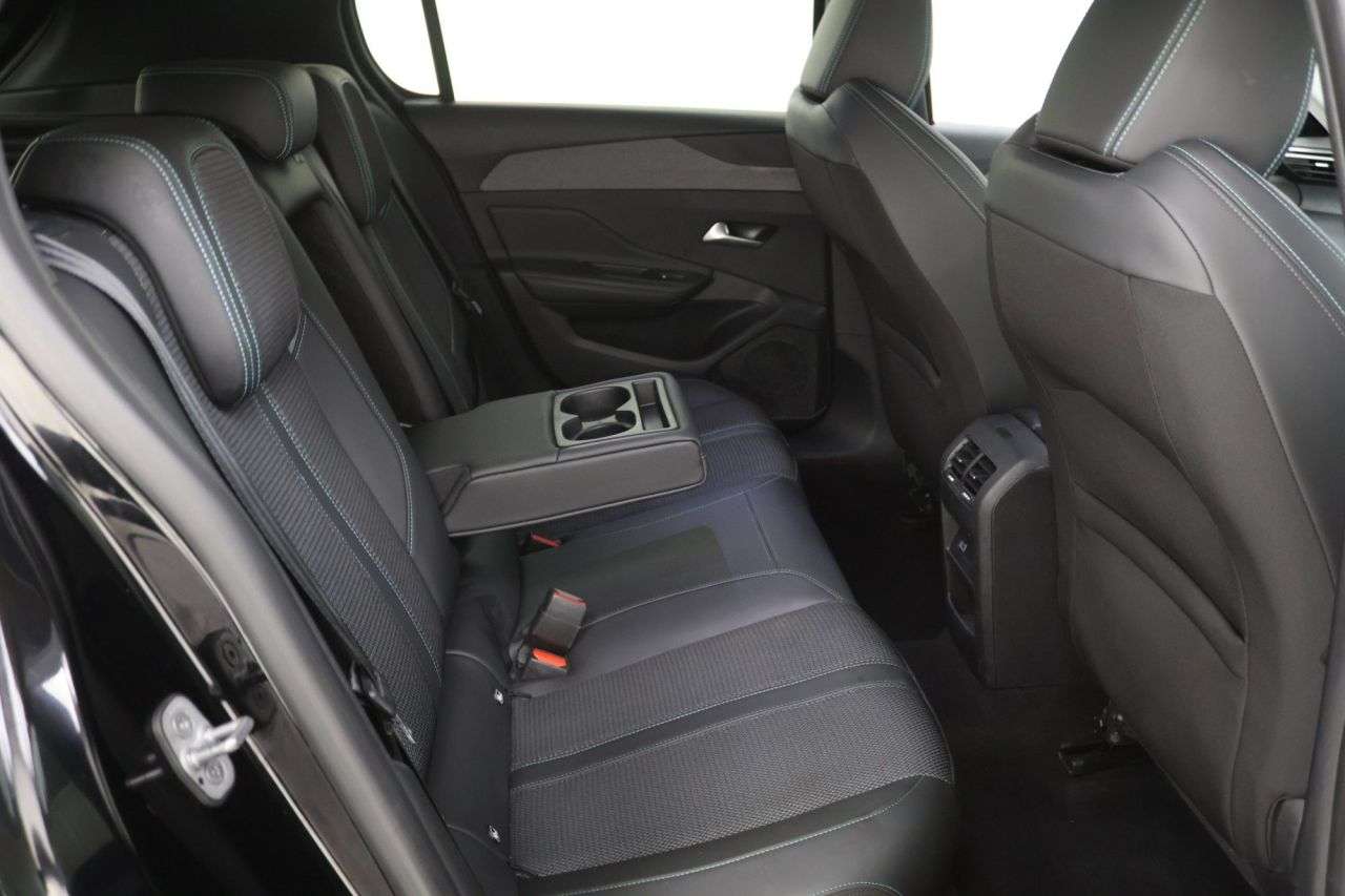 2023 PEUGEOT 308 2023 PEUGEOT 308