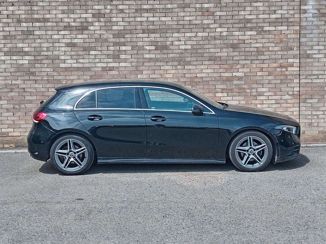A 2020 MERCEDES-BENZ A CLASS 1.3 A200 AMG Line (Executive) Hatchback 5dr Petrol Manual Euro 6 (s/s) (163 A 2020 MERCEDES-BENZ A CLASS 1.3 A200 AMG Line (Executive) Hatchback 5dr Petrol Manual Euro 6 (s/s) (163