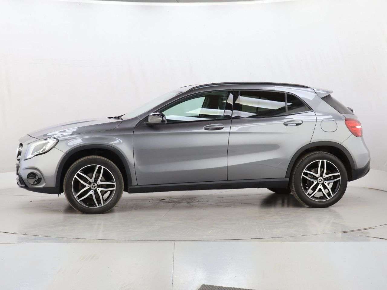 2019 MERCEDES-BENZ GLA CLASS 2019 MERCEDES-BENZ GLA CLASS
