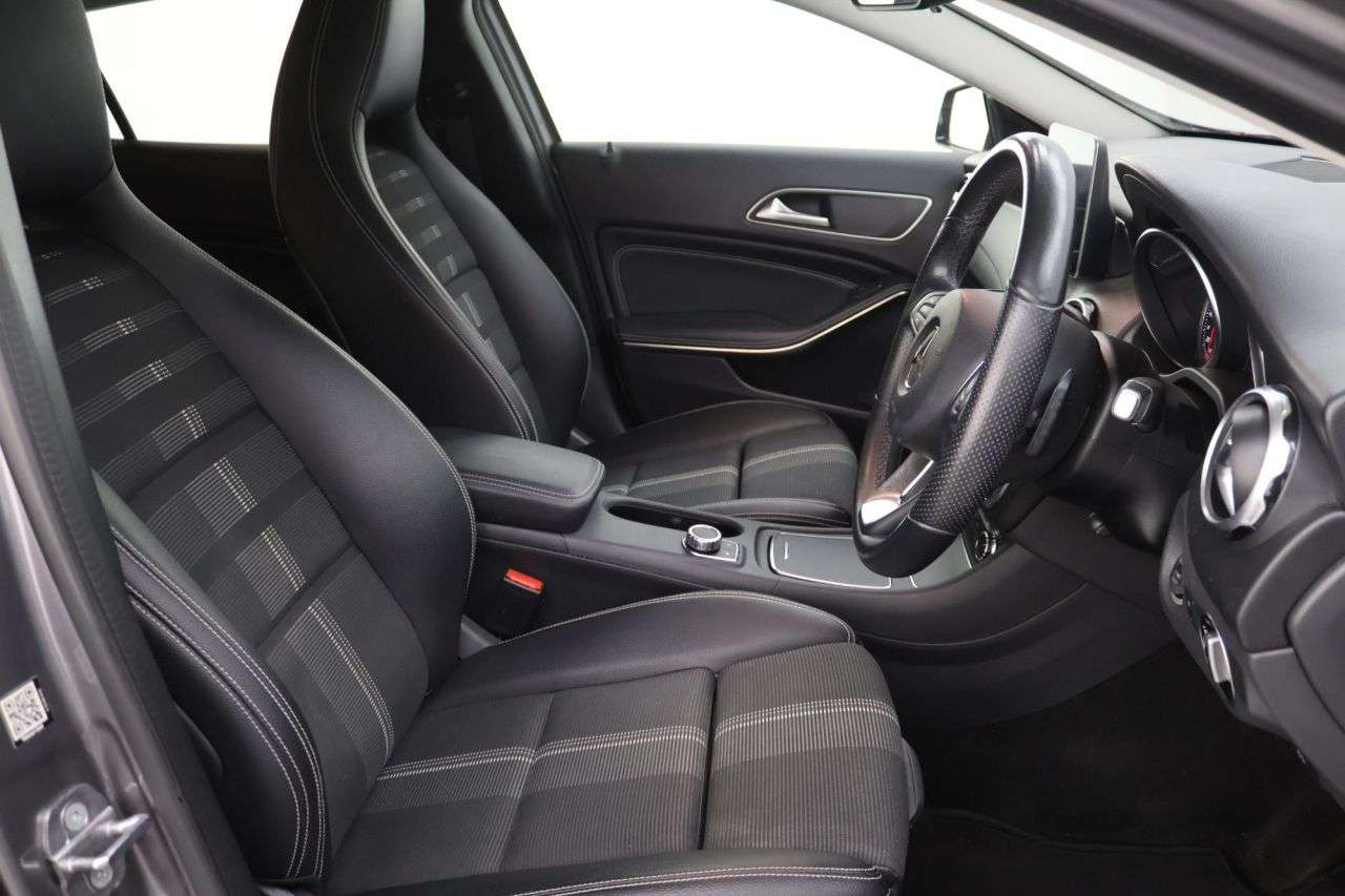 2019 MERCEDES-BENZ GLA CLASS 2019 MERCEDES-BENZ GLA CLASS