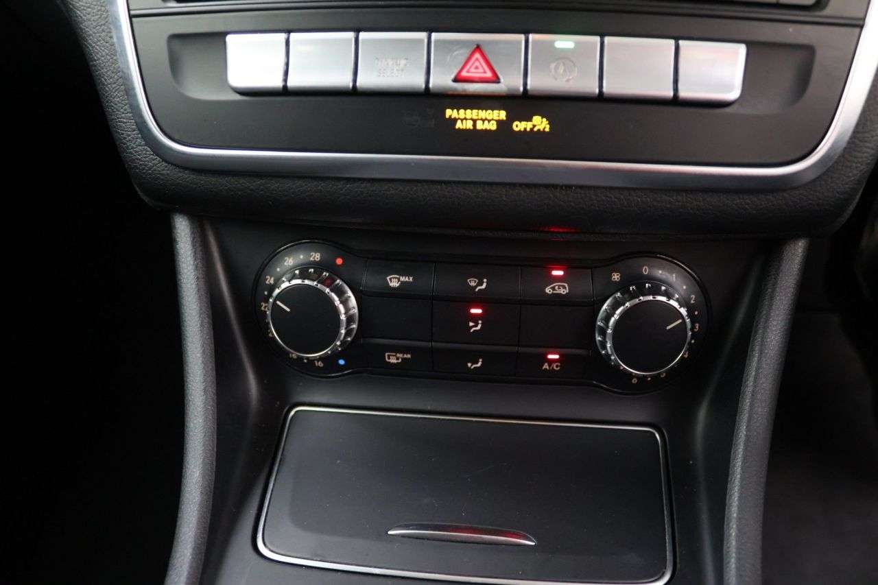 2019 MERCEDES-BENZ GLA CLASS 2019 MERCEDES-BENZ GLA CLASS