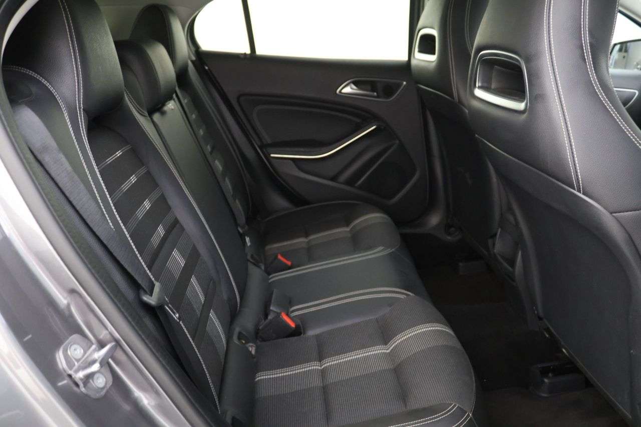 2019 MERCEDES-BENZ GLA CLASS 2019 MERCEDES-BENZ GLA CLASS