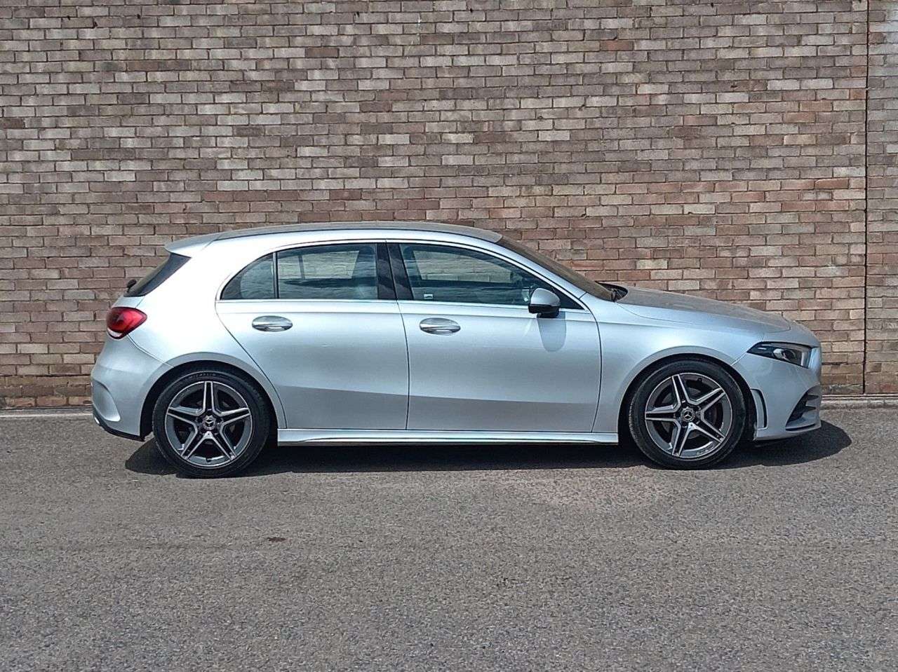 A 2018 MERCEDES-BENZ A CLASS 1.5 A180d AMG Line Hatchback 5dr Diesel 7G-DCT Euro 6 (s/s) (116 ps) A 2018 MERCEDES-BENZ A CLASS 1.5 A180d AMG Line Hatchback 5dr Diesel 7G-DCT Euro 6 (s/s) (116 ps)