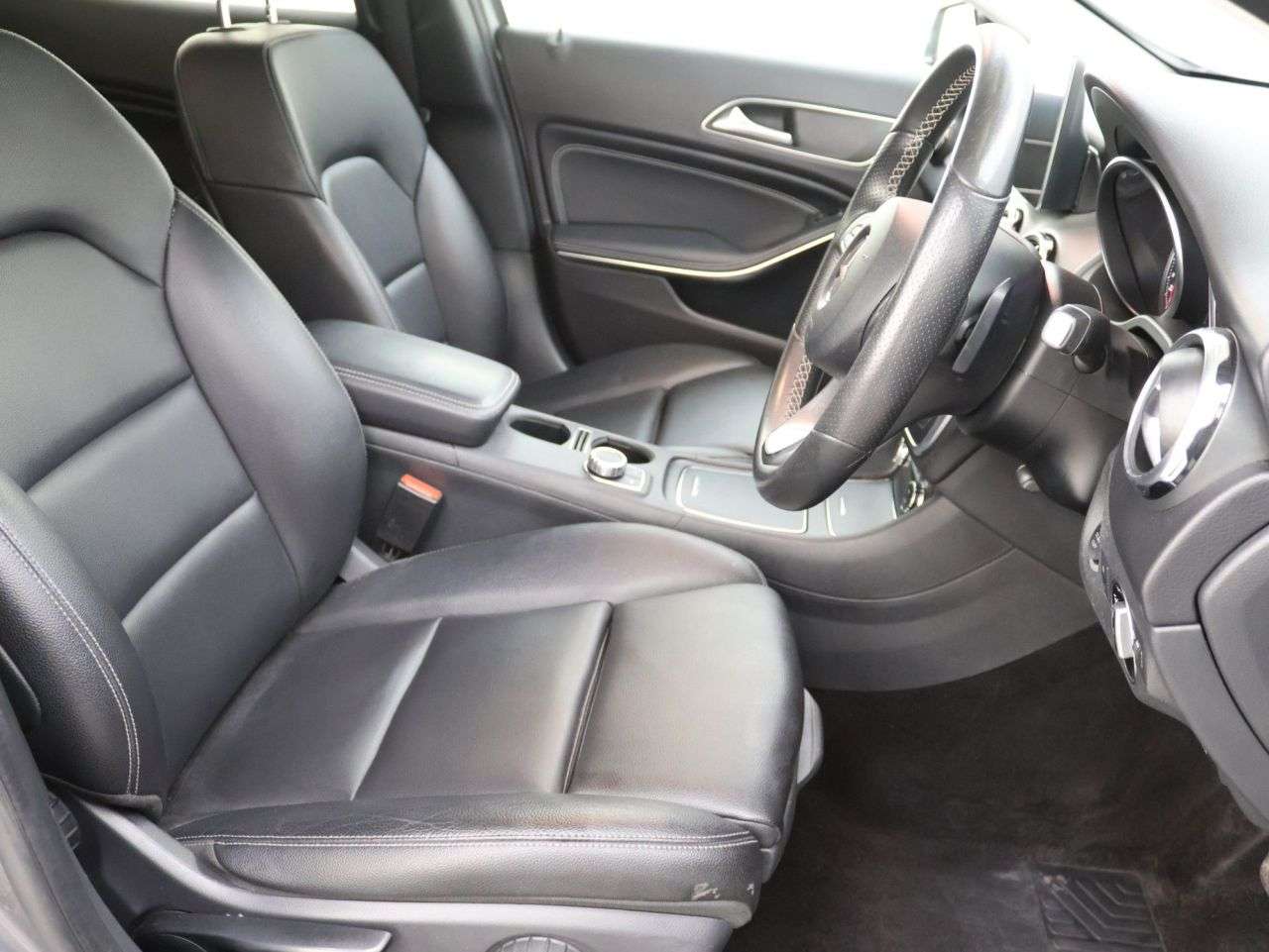 2017 MERCEDES-BENZ GLA CLASS 2017 MERCEDES-BENZ GLA CLASS