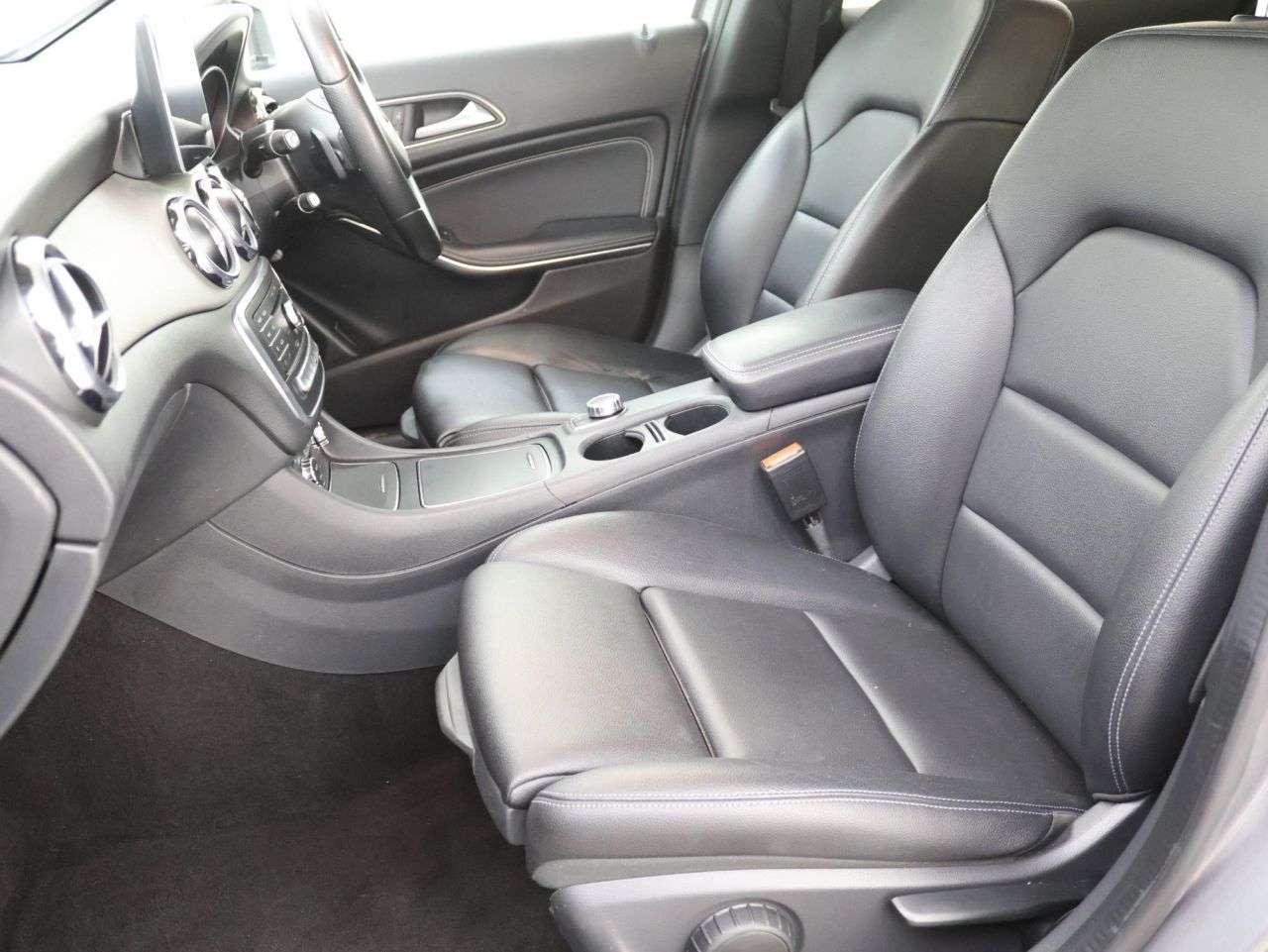 2017 MERCEDES-BENZ GLA CLASS 2017 MERCEDES-BENZ GLA CLASS