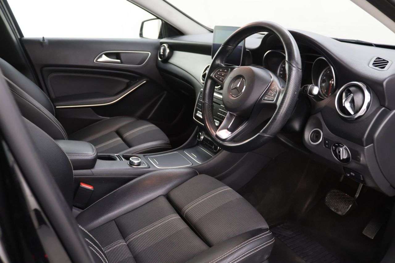 2020 MERCEDES-BENZ GLA CLASS 2020 MERCEDES-BENZ GLA CLASS