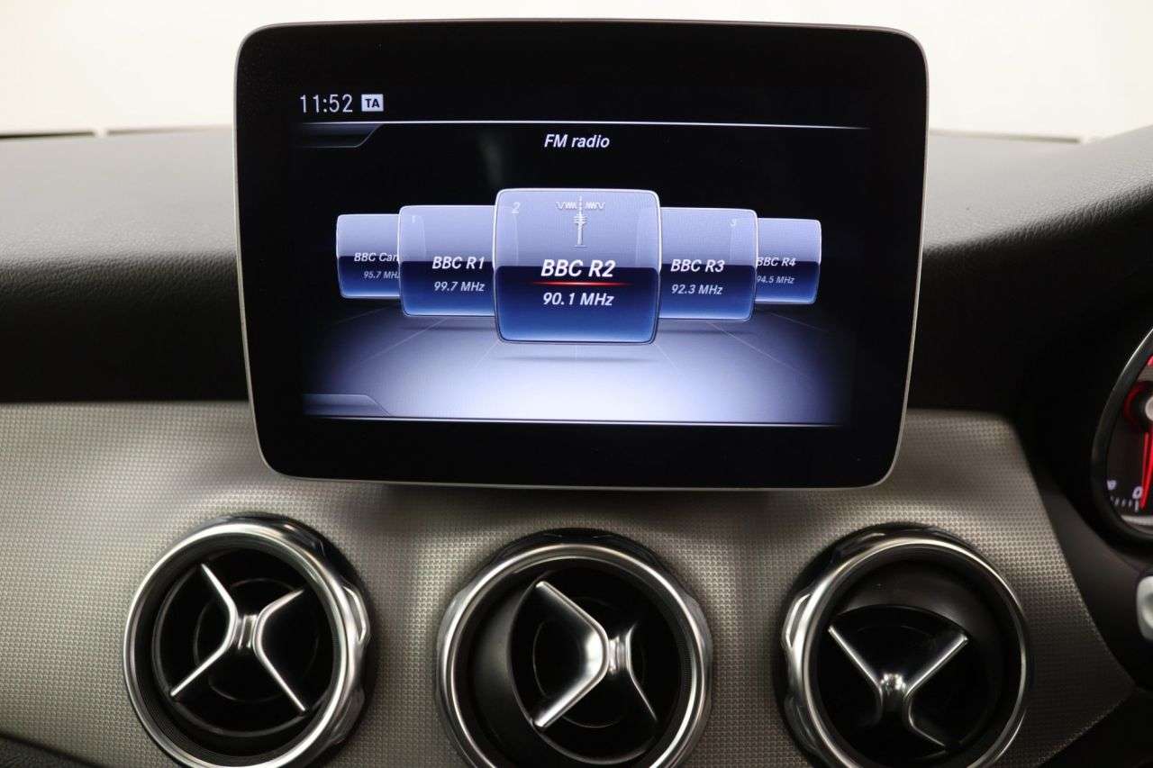 2020 MERCEDES-BENZ GLA CLASS 2020 MERCEDES-BENZ GLA CLASS