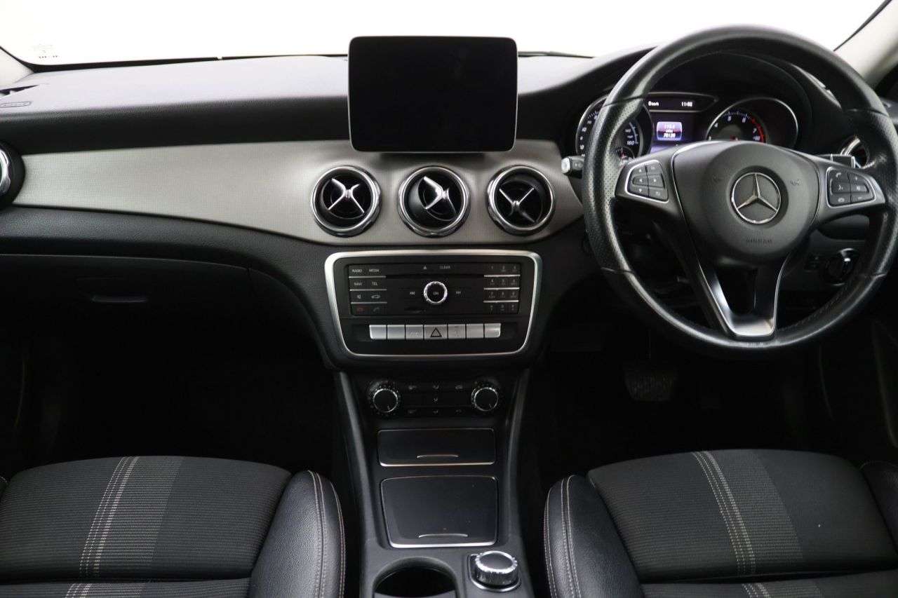 2020 MERCEDES-BENZ GLA CLASS 2020 MERCEDES-BENZ GLA CLASS