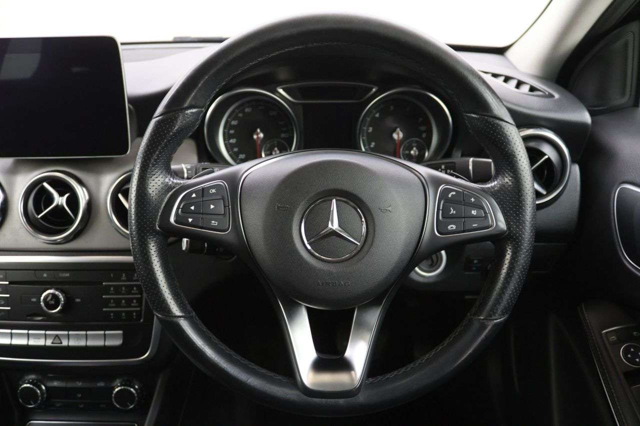 2020 MERCEDES-BENZ GLA CLASS 2020 MERCEDES-BENZ GLA CLASS