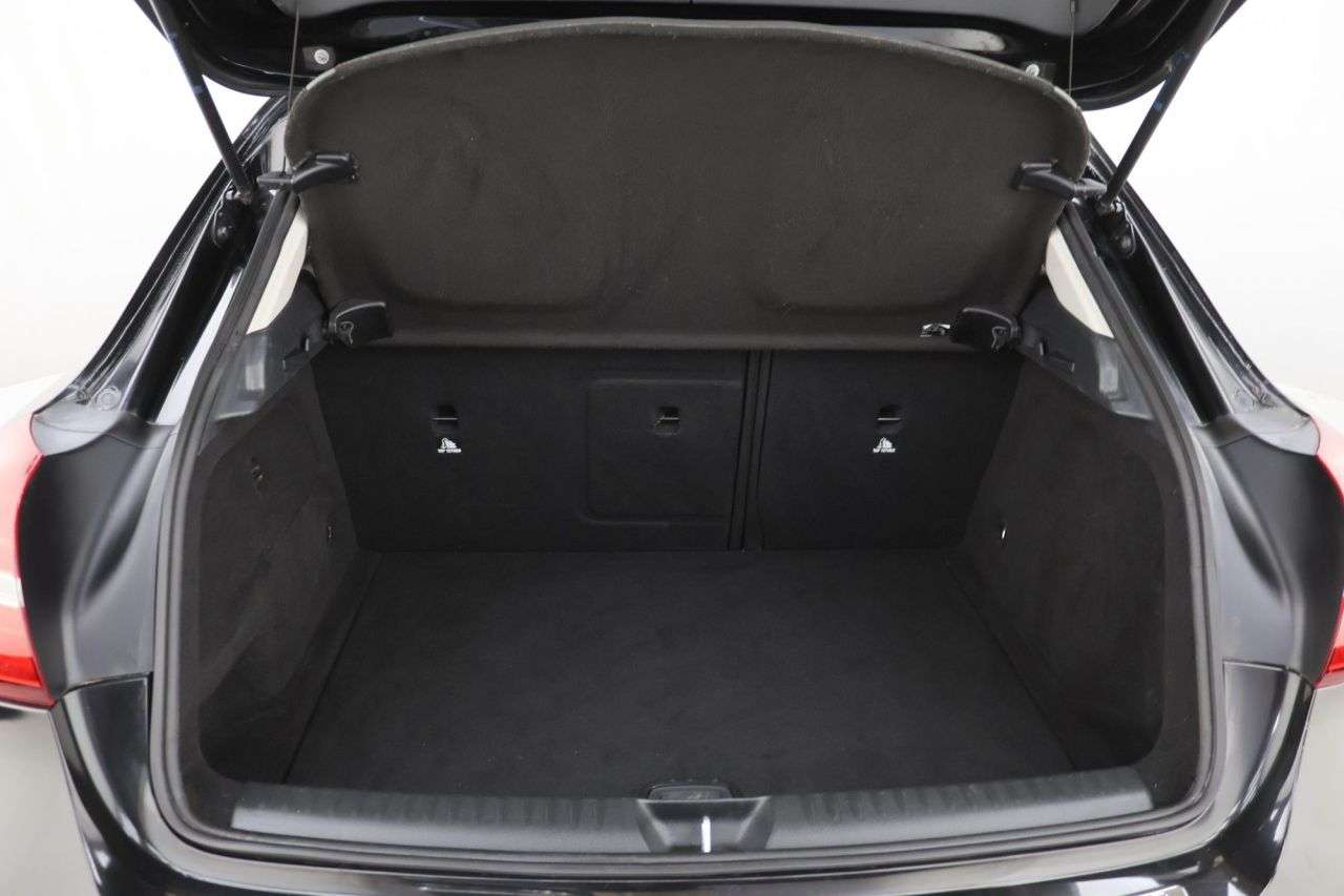 2020 MERCEDES-BENZ GLA CLASS 2020 MERCEDES-BENZ GLA CLASS