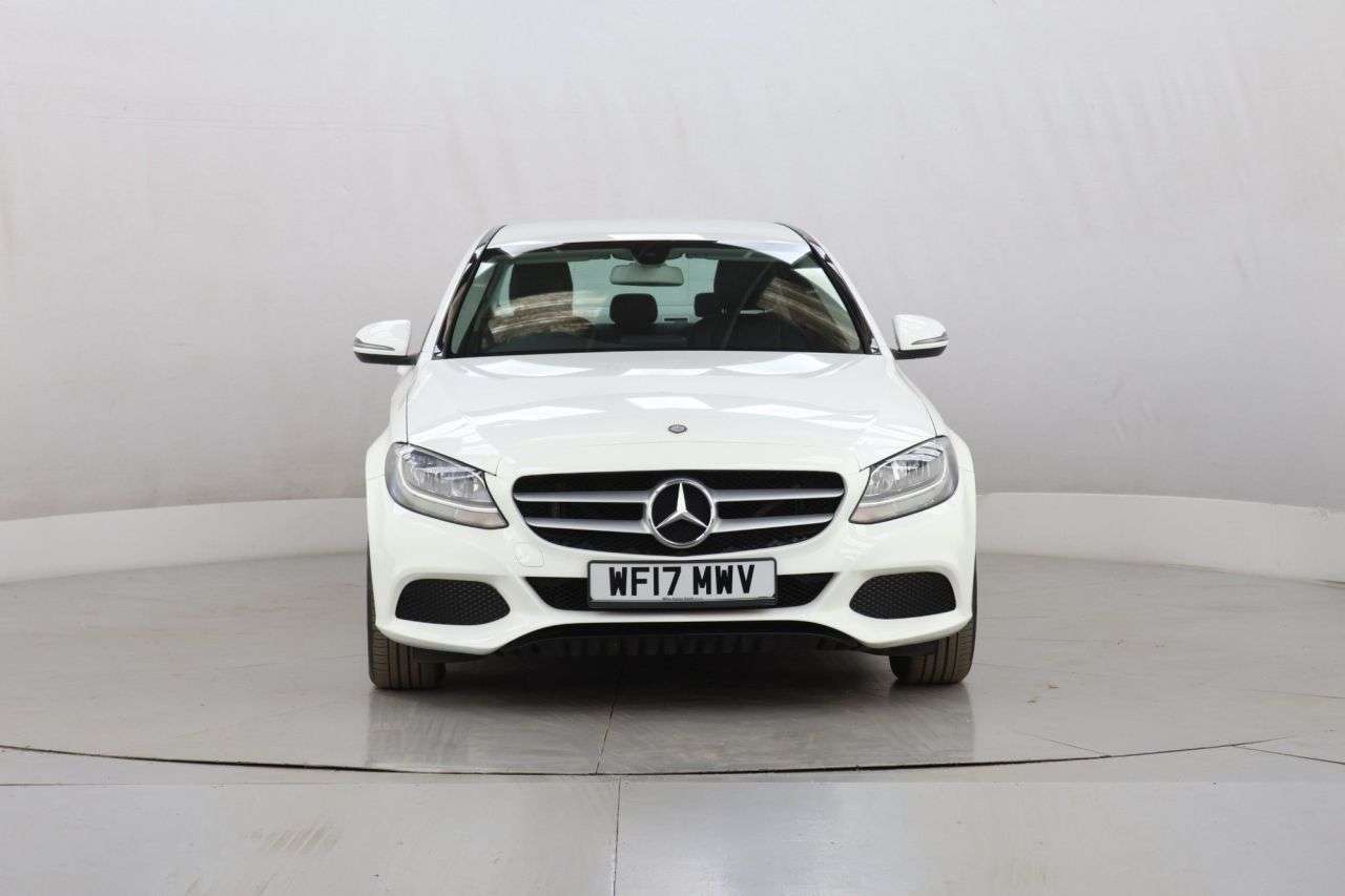 A 2017 MERCEDES-BENZ C CLASS 2.1 C220d SE Saloon 4dr Diesel G-Tronic+ Euro 6 (s/s) (170 ps) A 2017 MERCEDES-BENZ C CLASS 2.1 C220d SE Saloon 4dr Diesel G-Tronic+ Euro 6 (s/s) (170 ps)