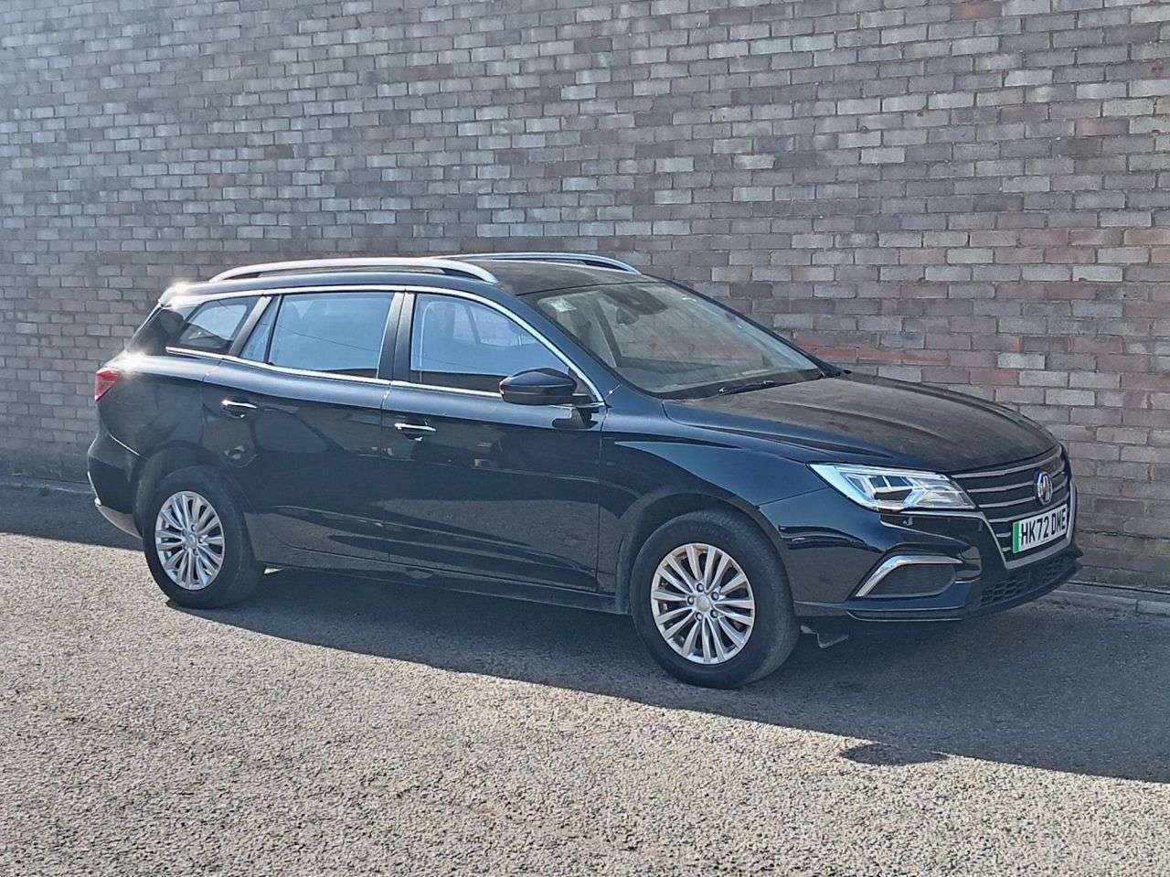 A 2023 MG MG 5 61.1kWh Exclusive Long Range Estate 5dr Electric Auto (156 ps) A 2023 MG MG 5 61.1kWh Exclusive Long Range Estate 5dr Electric Auto (156 ps)