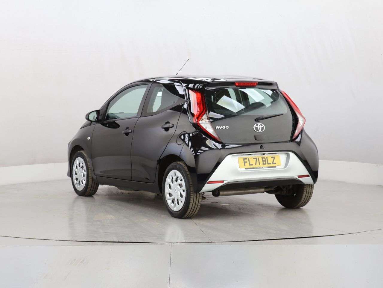 2021 TOYOTA AYGO 2021 TOYOTA AYGO