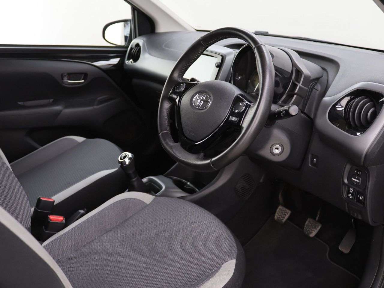 2021 TOYOTA AYGO 2021 TOYOTA AYGO