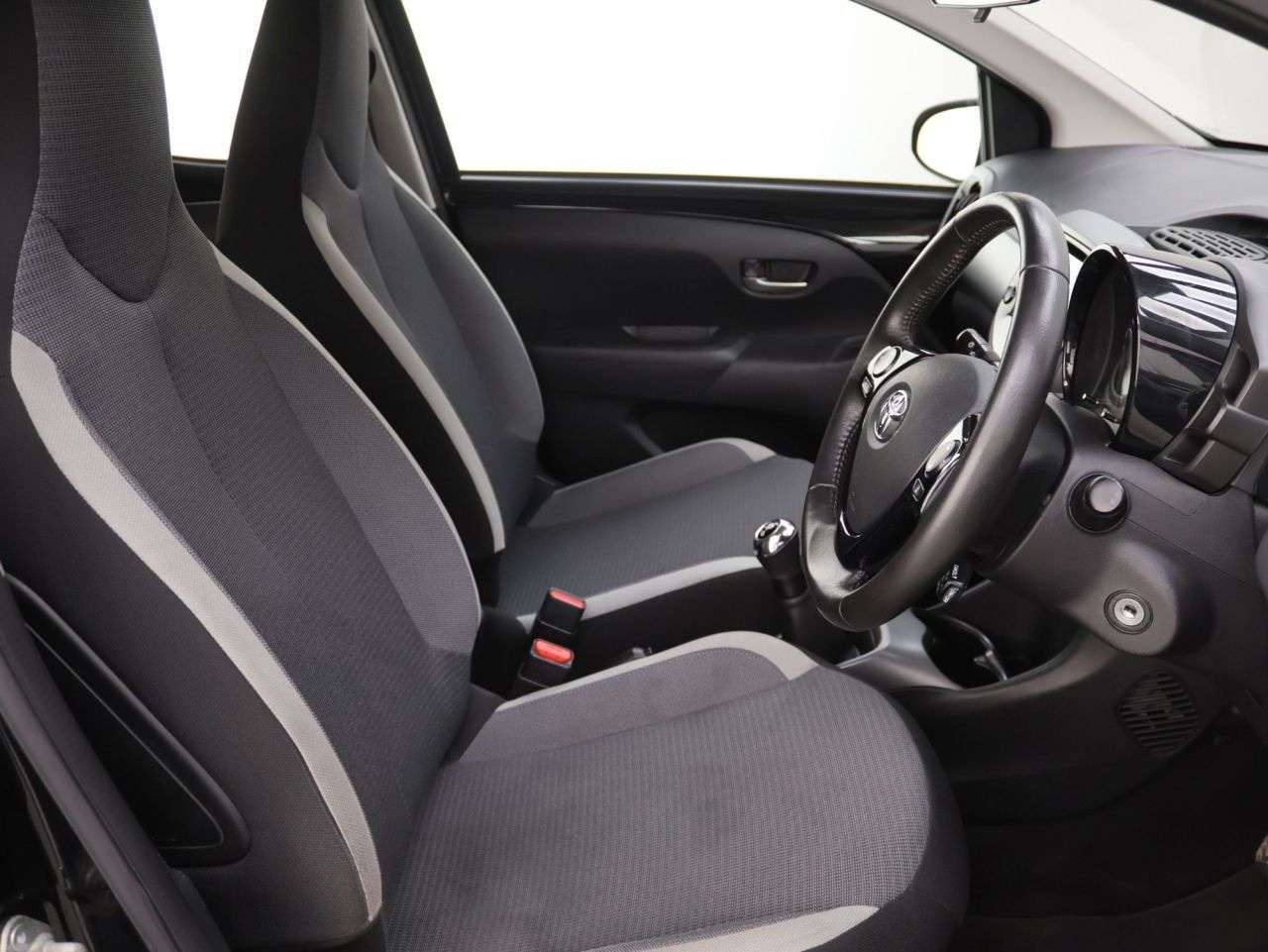 2021 TOYOTA AYGO 2021 TOYOTA AYGO