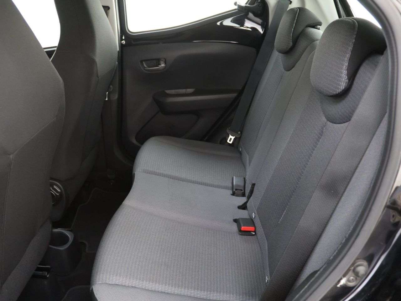 2021 TOYOTA AYGO 2021 TOYOTA AYGO