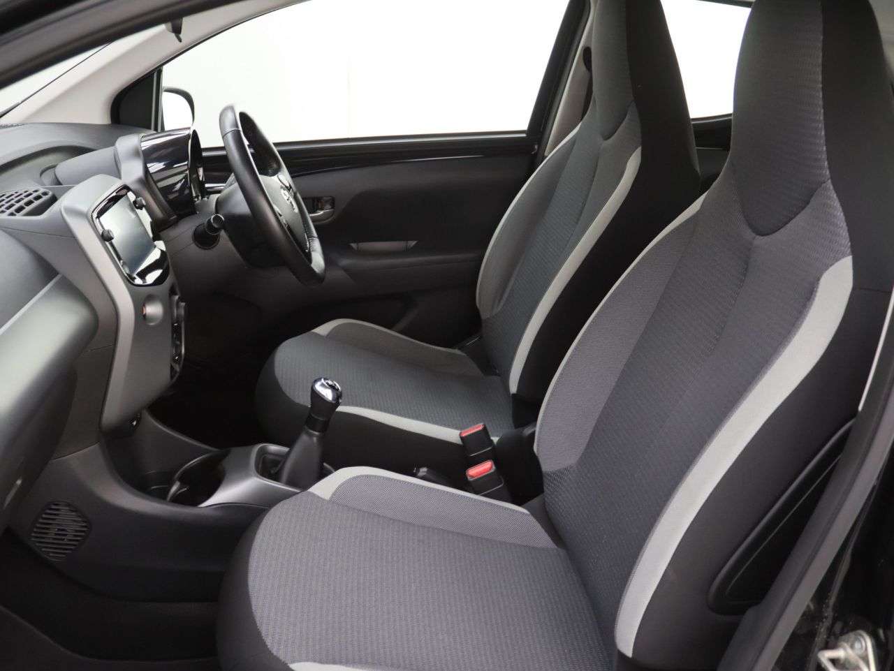 2021 TOYOTA AYGO 2021 TOYOTA AYGO