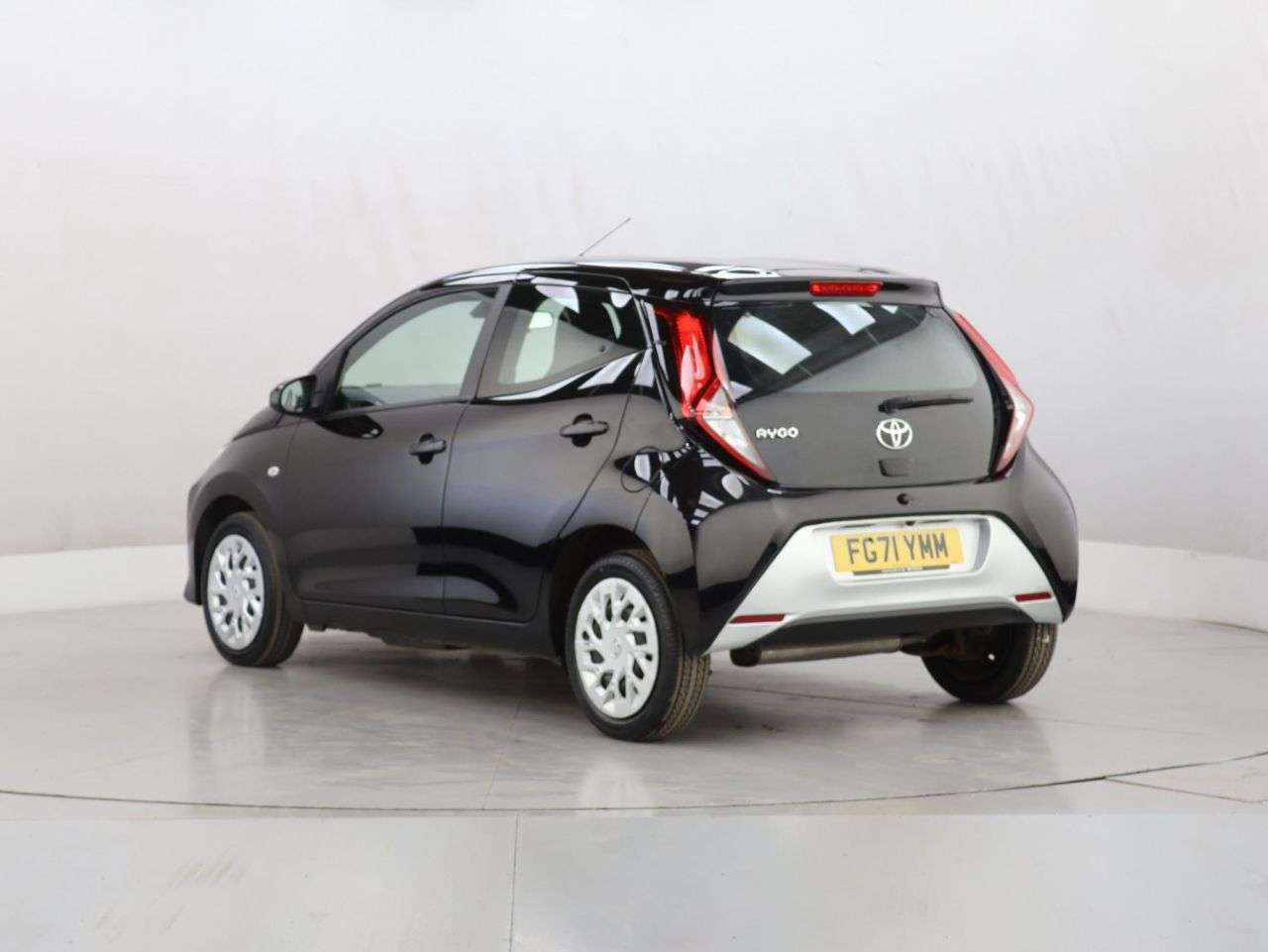 2022 TOYOTA AYGO 2022 TOYOTA AYGO