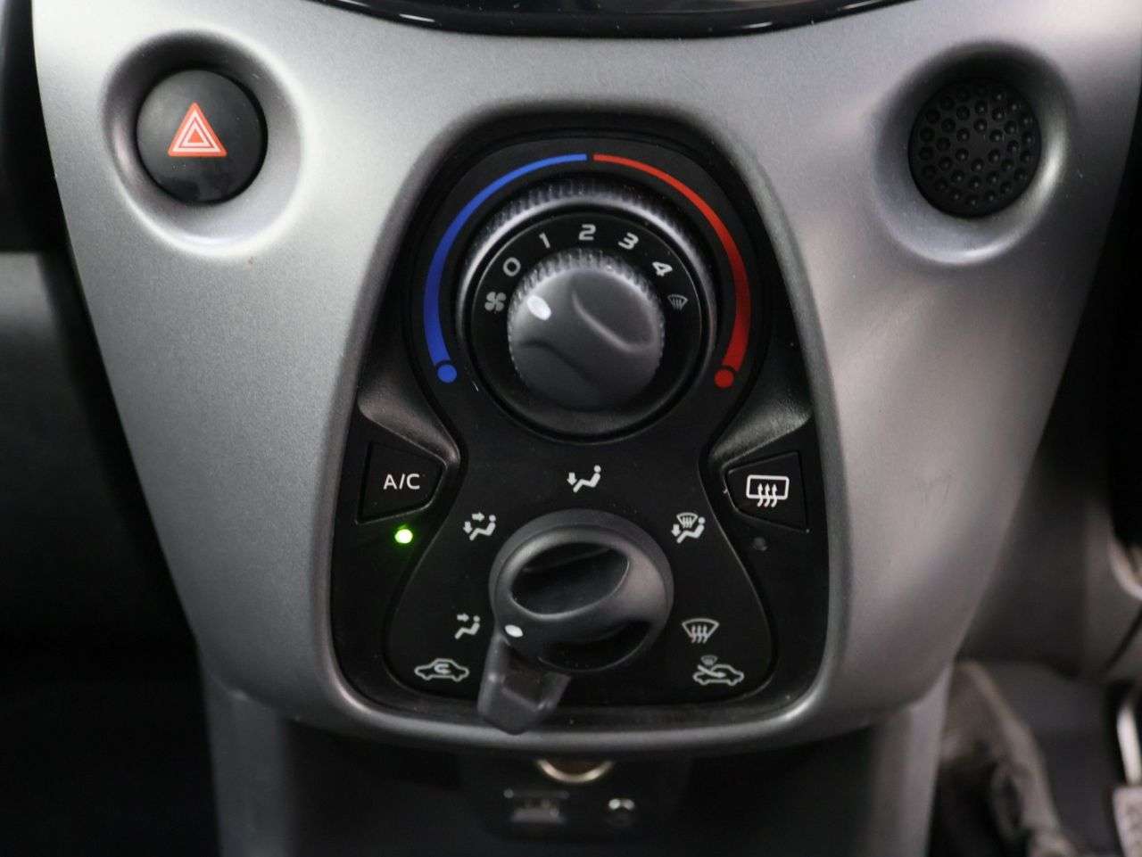 2022 TOYOTA AYGO 2022 TOYOTA AYGO