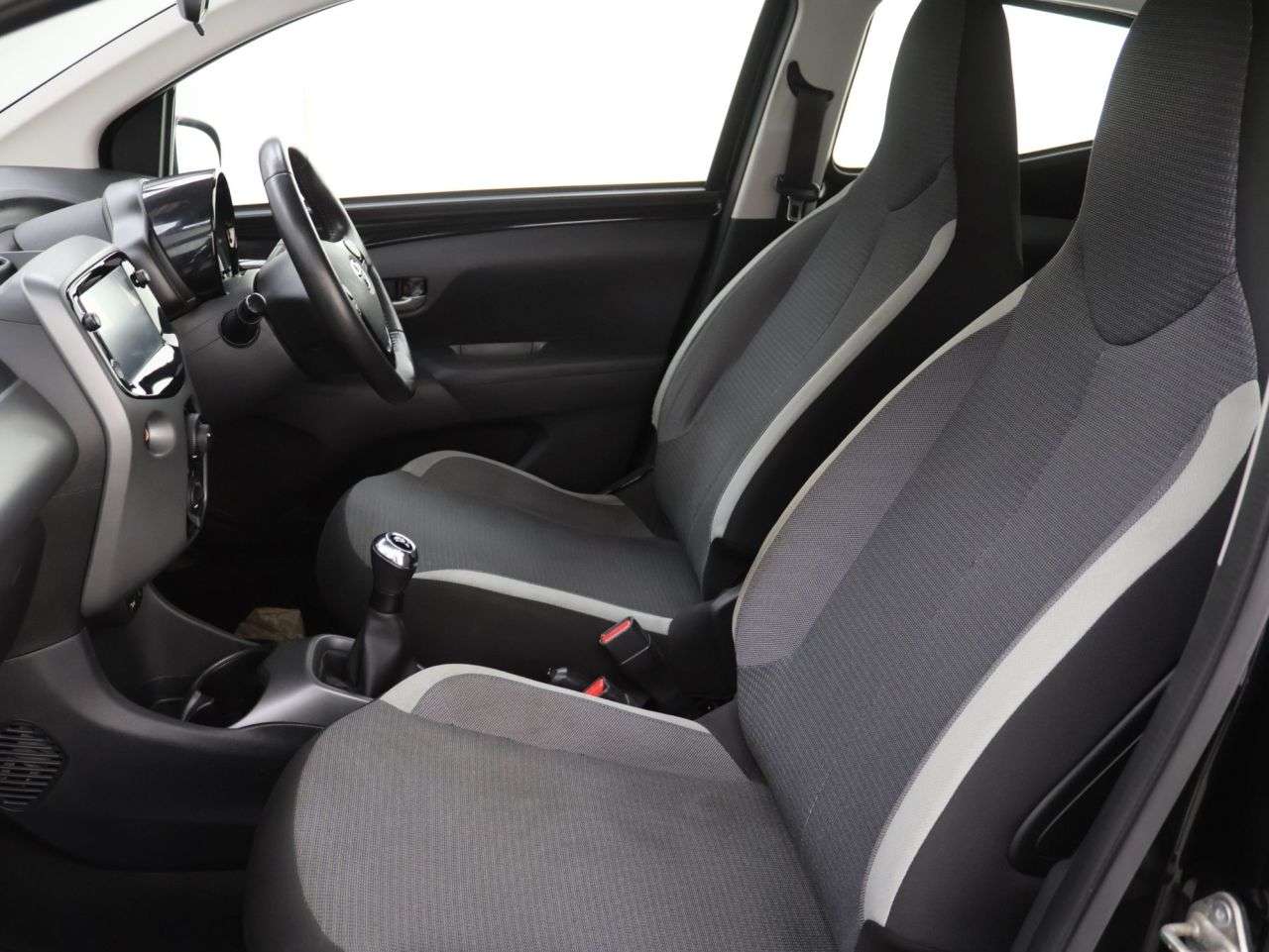 2022 TOYOTA AYGO 2022 TOYOTA AYGO