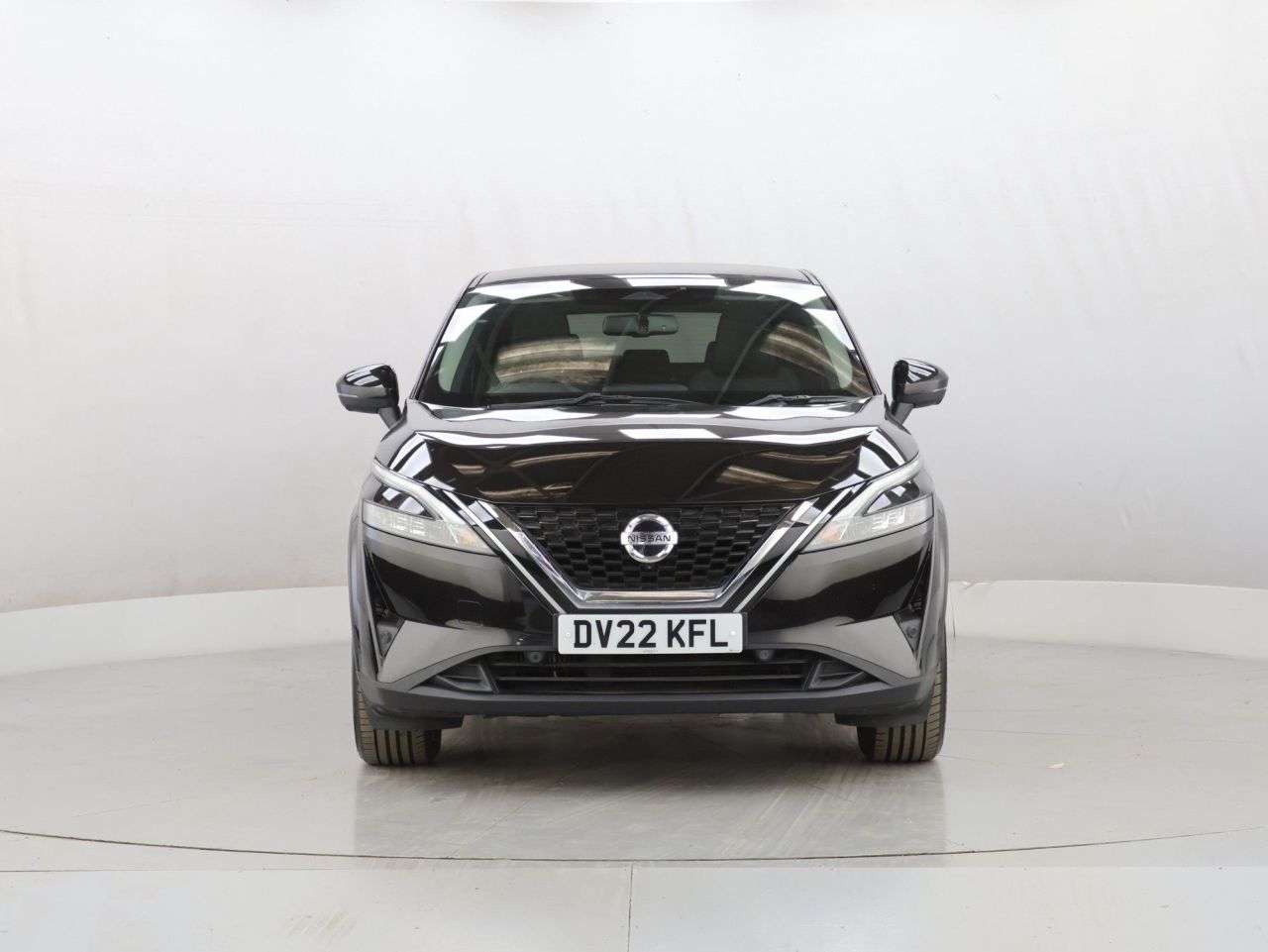 A 2022 NISSAN QASHQAI 1.3 DIG-T MHEV N-Connecta SUV 5dr Petrol Hybrid Manual Euro 6 (s/s) (140 ps A 2022 NISSAN QASHQAI 1.3 DIG-T MHEV N-Connecta SUV 5dr Petrol Hybrid Manual Euro 6 (s/s) (140 ps