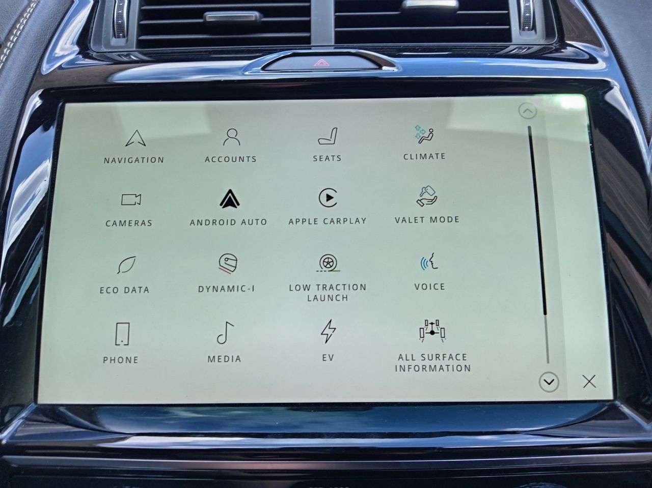 2023 JAGUAR E-PACE 2023 JAGUAR E-PACE
