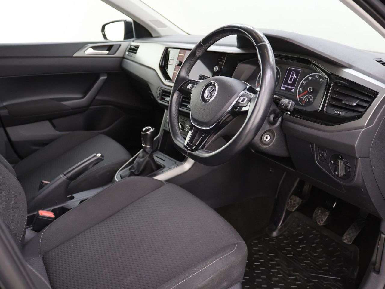 2019 VOLKSWAGEN POLO 2019 VOLKSWAGEN POLO