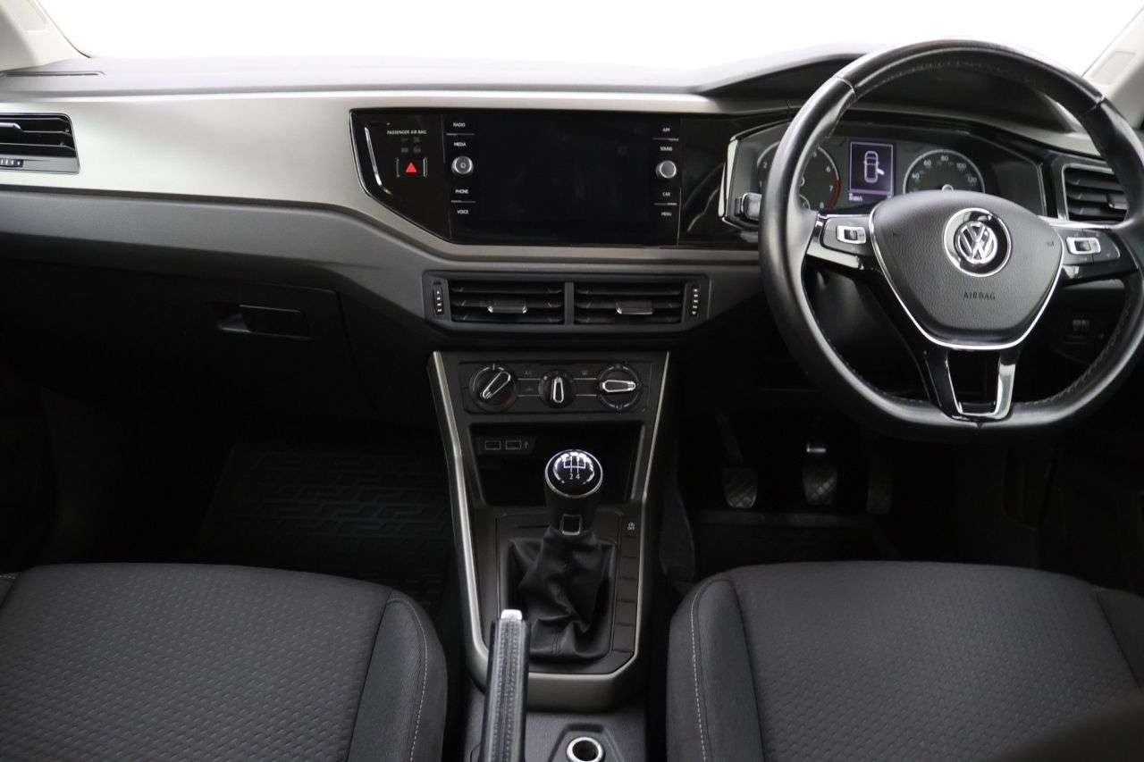 2019 VOLKSWAGEN POLO 2019 VOLKSWAGEN POLO