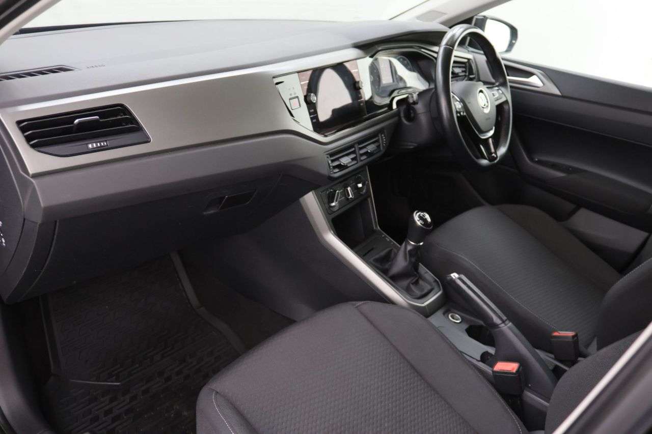2019 VOLKSWAGEN POLO 2019 VOLKSWAGEN POLO