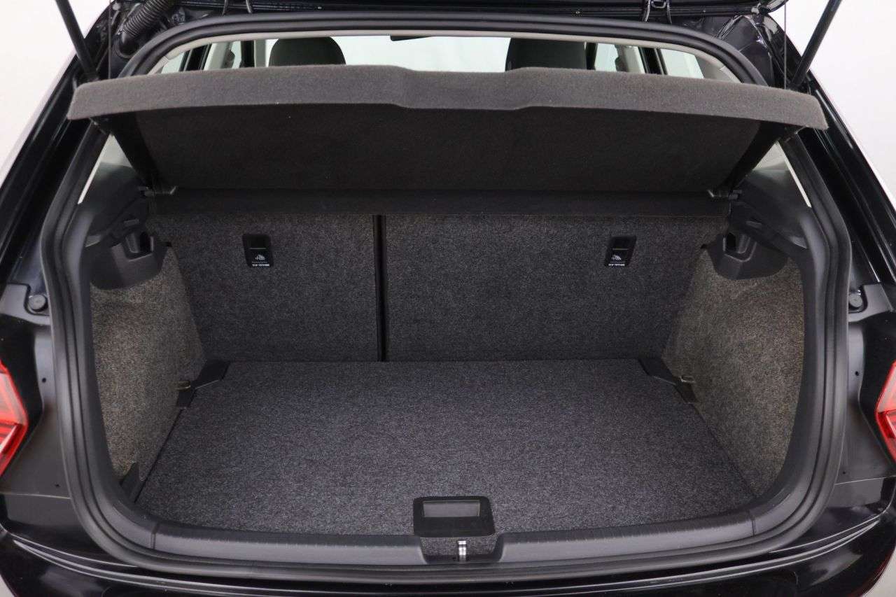 2019 VOLKSWAGEN POLO 2019 VOLKSWAGEN POLO