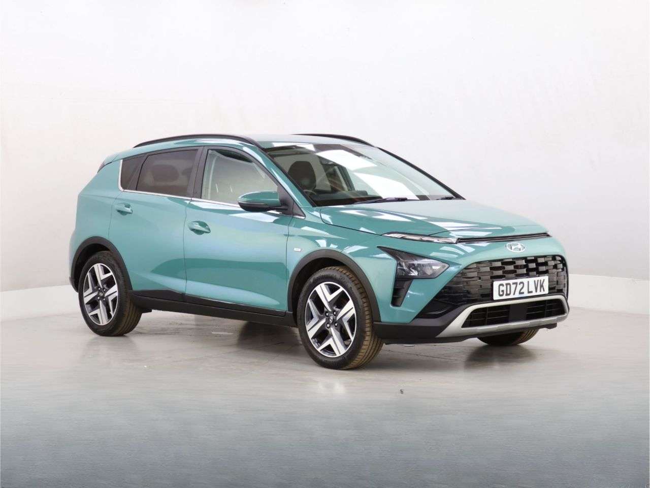 A 2023 HYUNDAI BAYON 1.0 T-GDi MHEV Premium SUV 5dr Petrol Hybrid DCT Euro 6 (s/s) (100 ps) A 2023 HYUNDAI BAYON 1.0 T-GDi MHEV Premium SUV 5dr Petrol Hybrid DCT Euro 6 (s/s) (100 ps)
