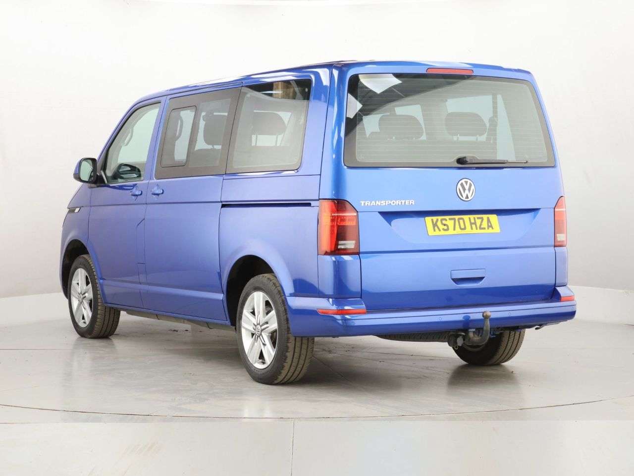 2021 VOLKSWAGEN TRANSPORTER SHUTTLE 2021 VOLKSWAGEN TRANSPORTER SHUTTLE