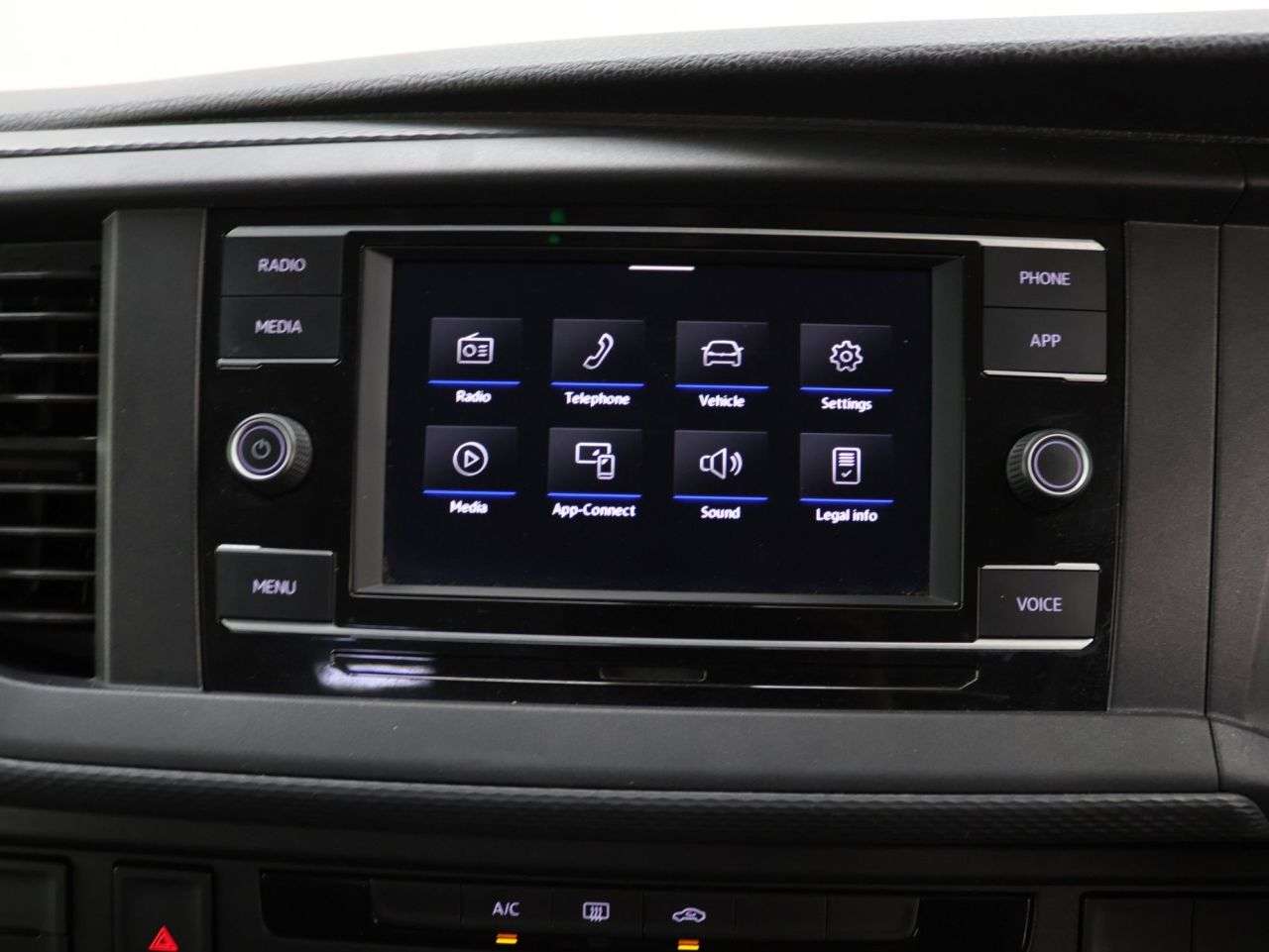 2021 VOLKSWAGEN TRANSPORTER SHUTTLE 2021 VOLKSWAGEN TRANSPORTER SHUTTLE
