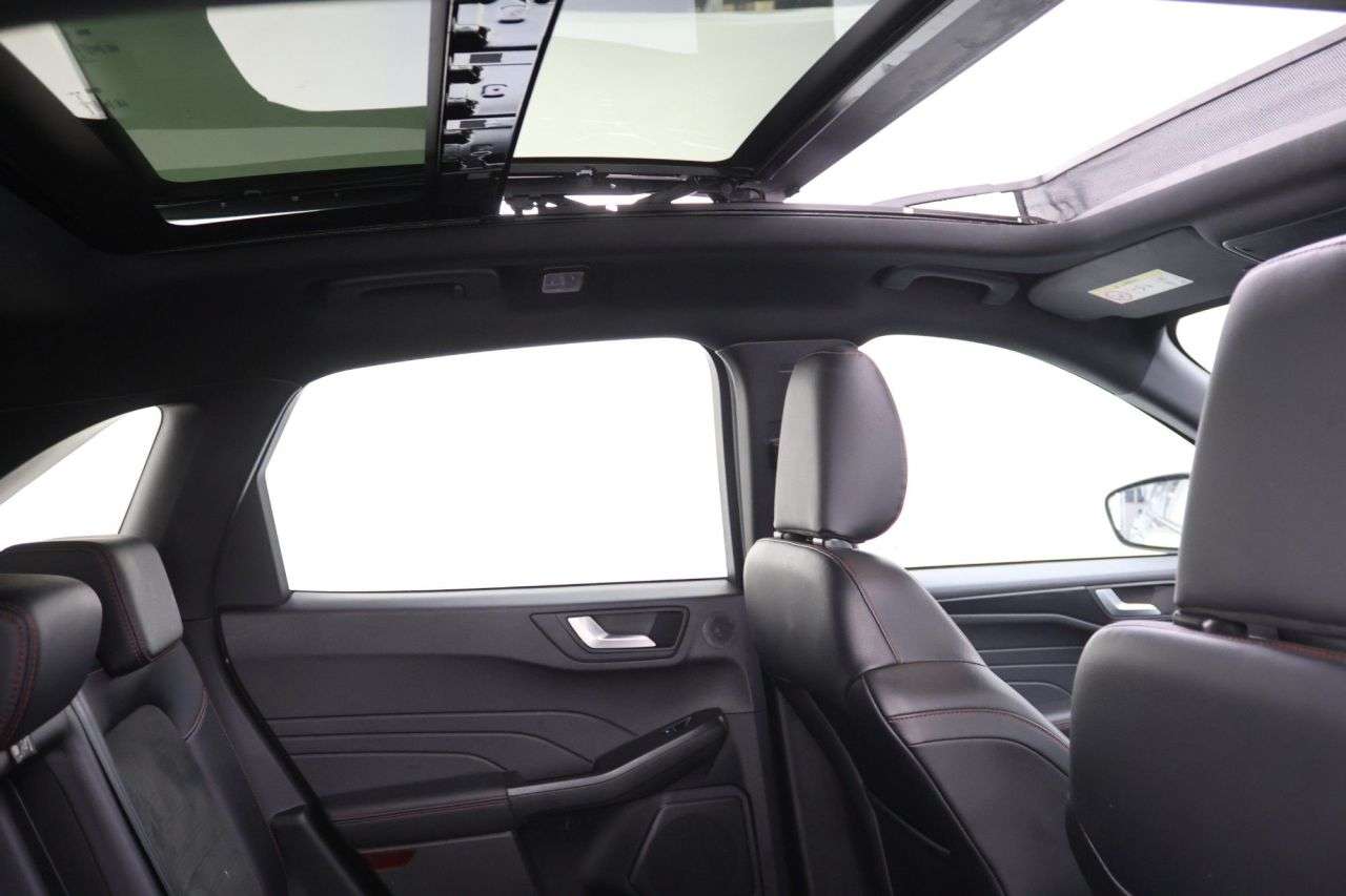 A 2023 FORD KUGA 2.5h Duratec ST-Line X Edition SUV 5dr Petrol Hybrid CVT Euro 6 (s/s) (190 A 2023 FORD KUGA 2.5h Duratec ST-Line X Edition SUV 5dr Petrol Hybrid CVT Euro 6 (s/s) (190