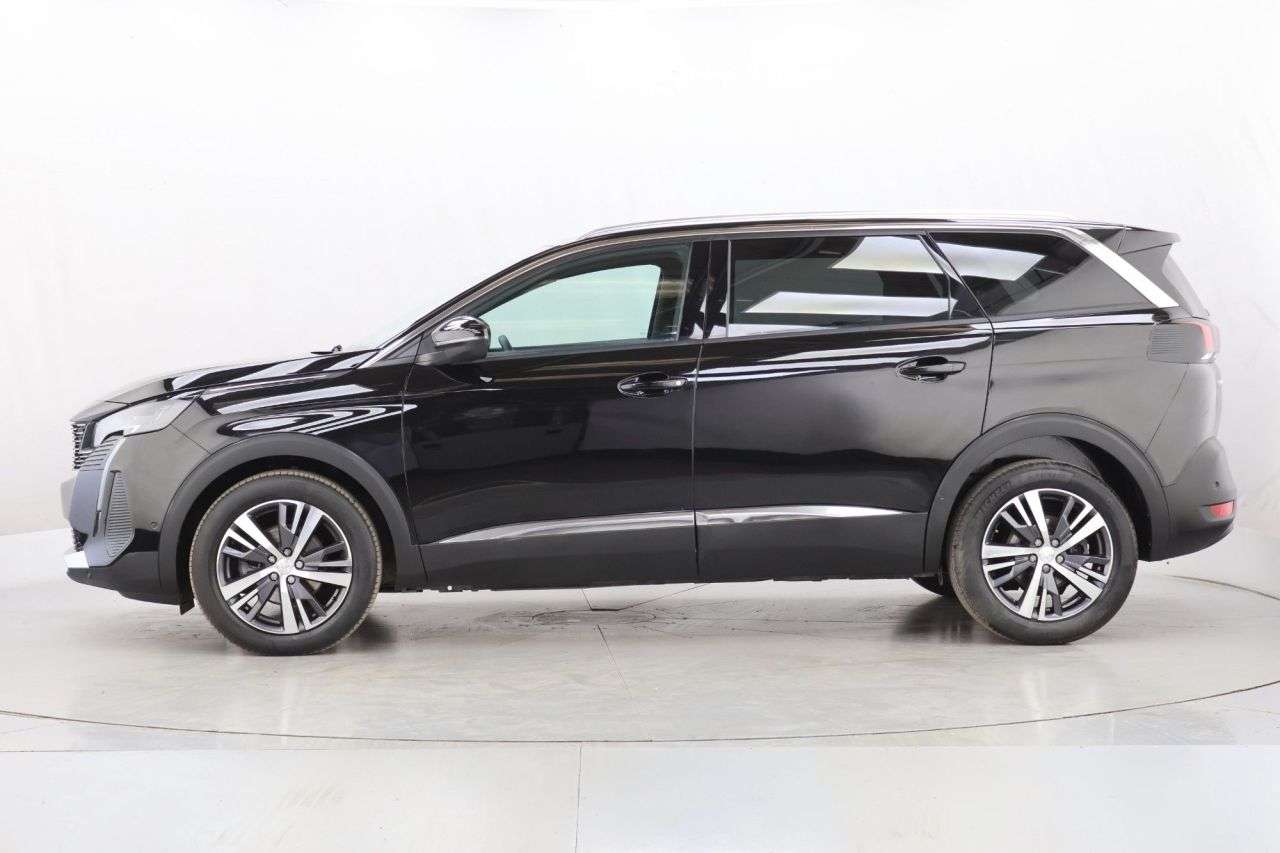 2023 PEUGEOT 5008 2023 PEUGEOT 5008