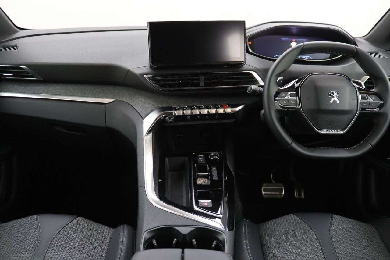 2023 PEUGEOT 5008 2023 PEUGEOT 5008