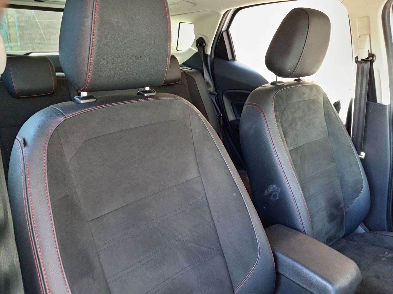 A 2023 FORD ECOSPORT 1.0T EcoBoost GPF ST-Line SUV 5dr Petrol Manual Euro 6 (s/s) (140 ps) A 2023 FORD ECOSPORT 1.0T EcoBoost GPF ST-Line SUV 5dr Petrol Manual Euro 6 (s/s) (140 ps)