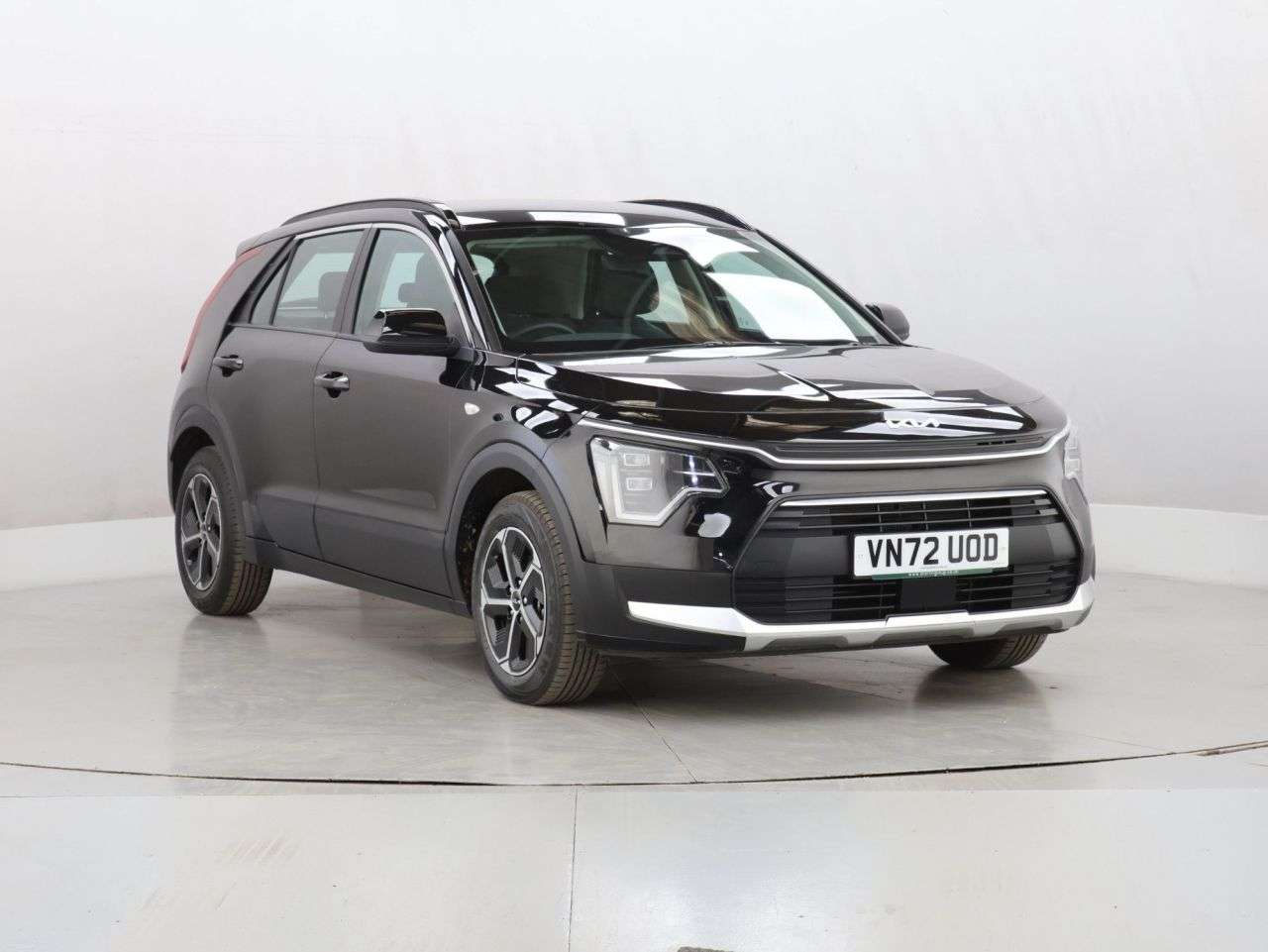 A 2023 KIA NIRO 1.6h GDi 2 SUV 5dr Petrol Hybrid DCT Euro 6 (s/s) (139 bhp) A 2023 KIA NIRO 1.6h GDi 2 SUV 5dr Petrol Hybrid DCT Euro 6 (s/s) (139 bhp)