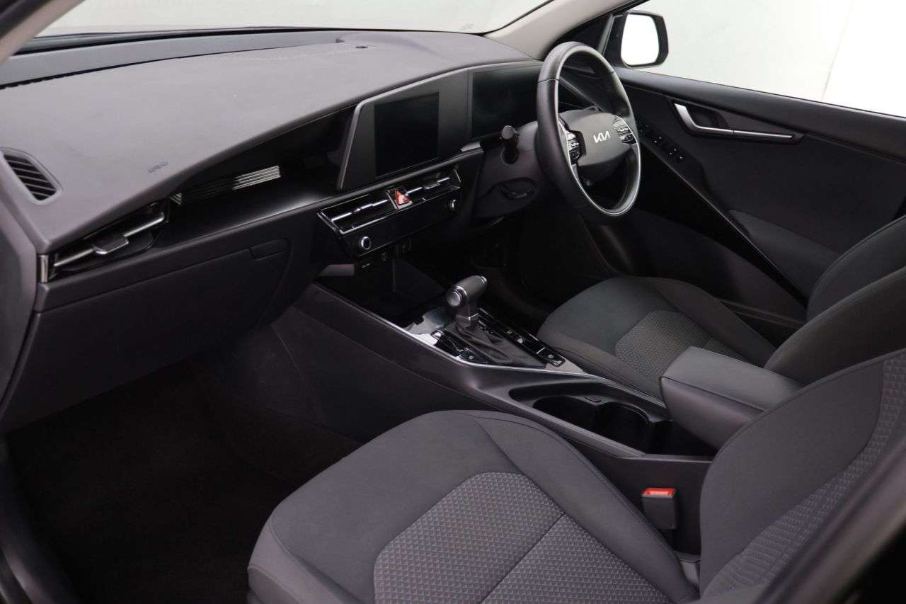 2023 KIA NIRO 2023 KIA NIRO