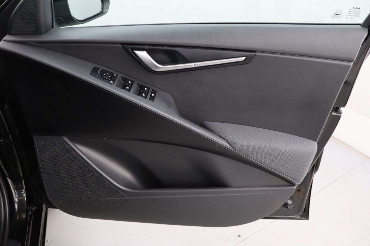 2023 KIA NIRO 2023 KIA NIRO