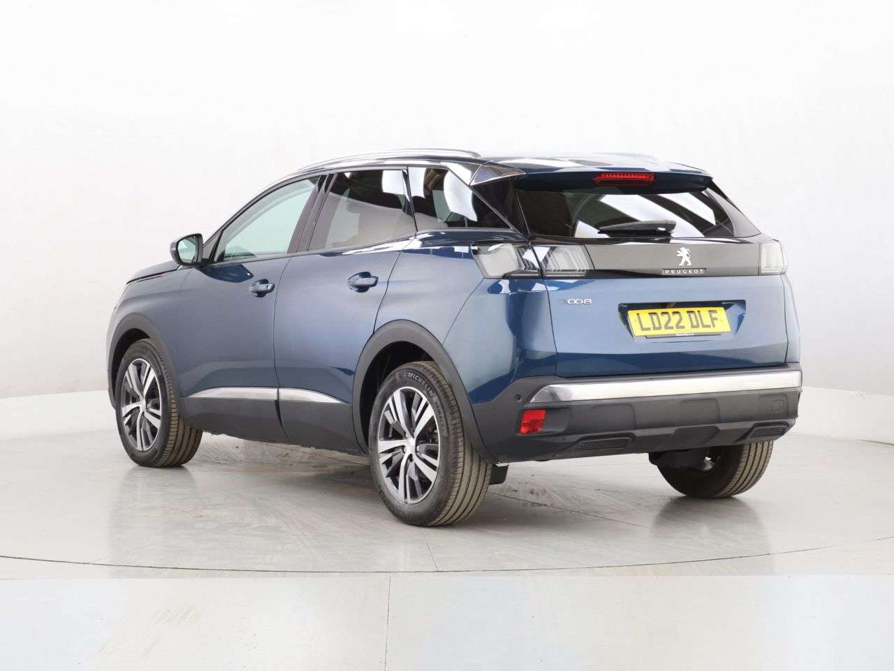 2022 PEUGEOT 3008 2022 PEUGEOT 3008
