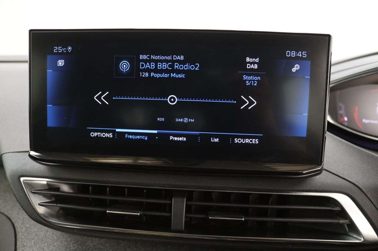 2022 PEUGEOT 3008 2022 PEUGEOT 3008