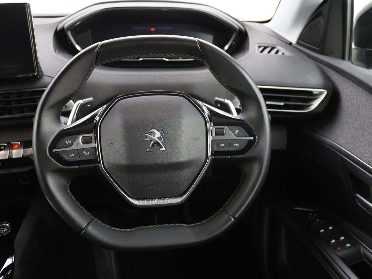 2022 PEUGEOT 3008 2022 PEUGEOT 3008